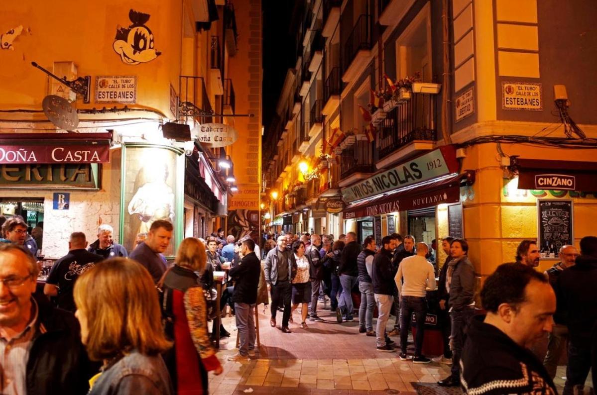 Piso Para 4 Con 2 Parking En Casco Historico De Zaragoza 2 Noches Minimo المظهر الخارجي الصورة