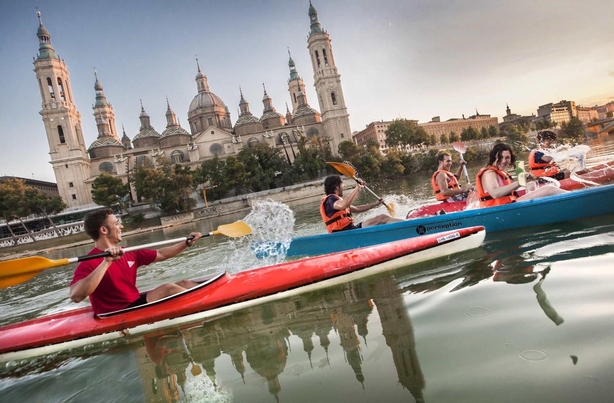 Piso Para 4 Con 2 Parking En Casco Historico De Zaragoza 2 Noches Minimo المظهر الخارجي الصورة
